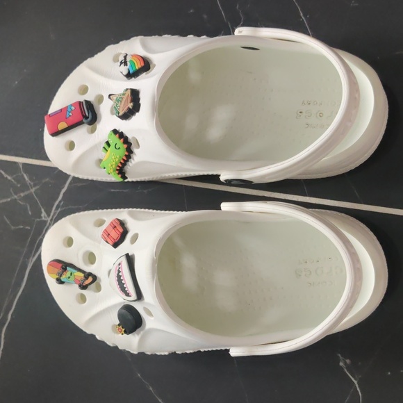 Kids White Clogs with Fun Charms - Picture 4 of 6